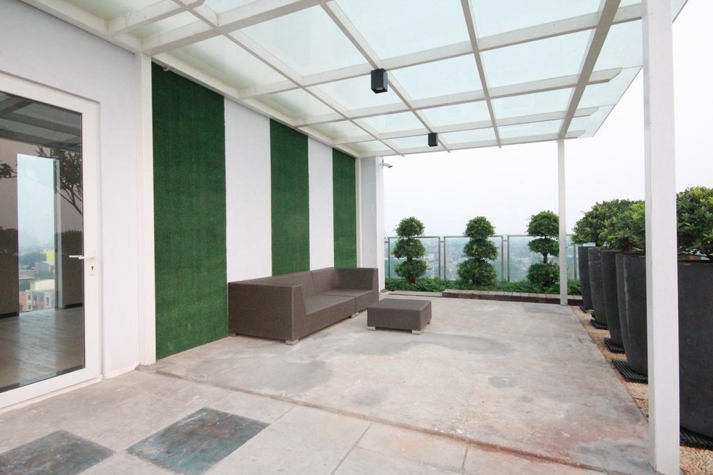 Harvia Suites Kebon Jeruk Jakarta Exterior foto