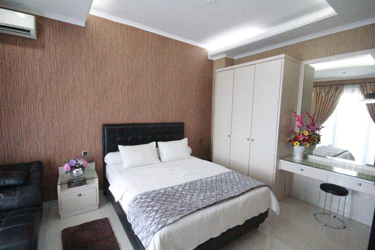 Harvia Suites Kebon Jeruk Jakarta Exterior foto