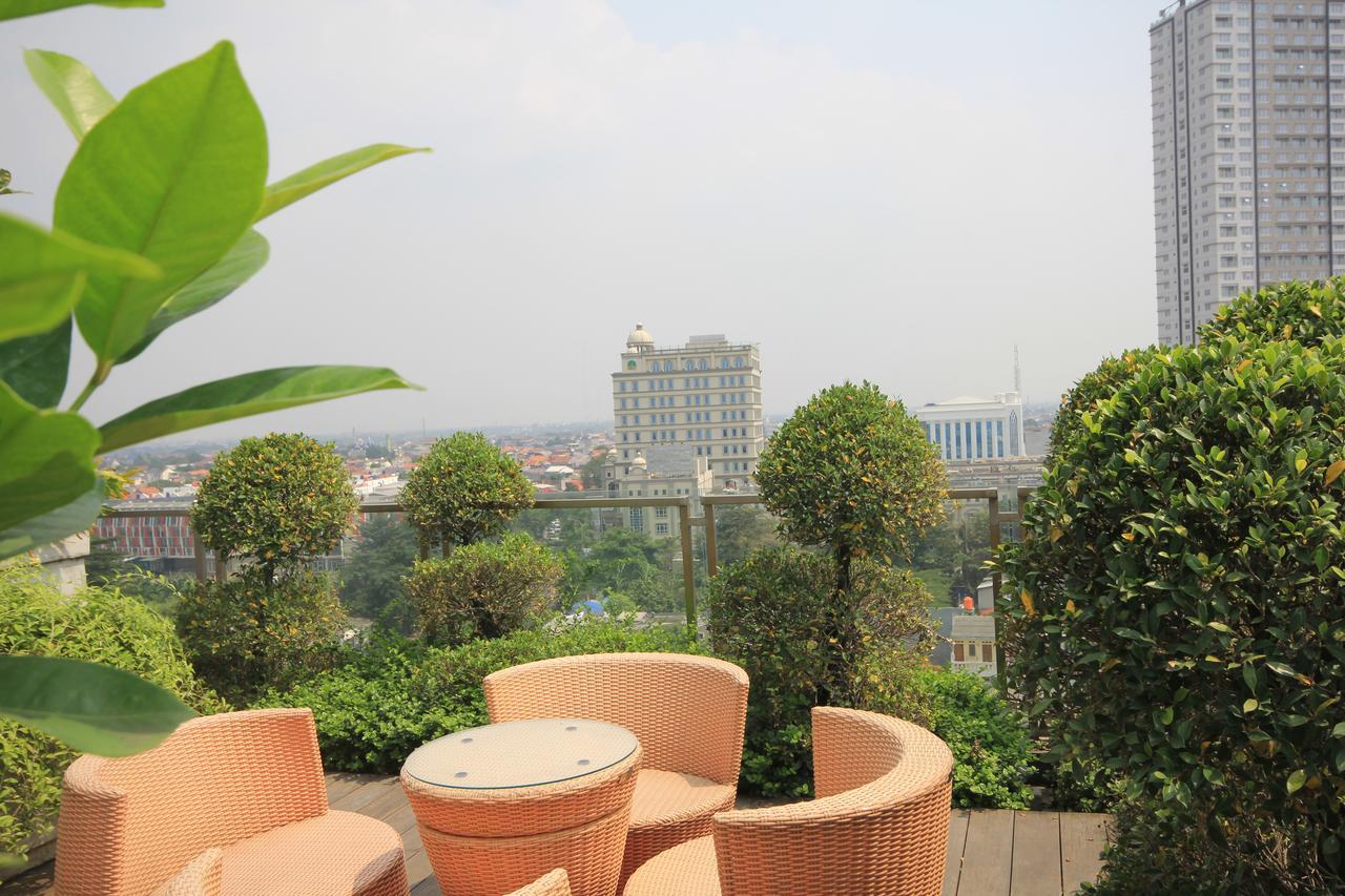 Harvia Suites Kebon Jeruk Jakarta Exterior foto