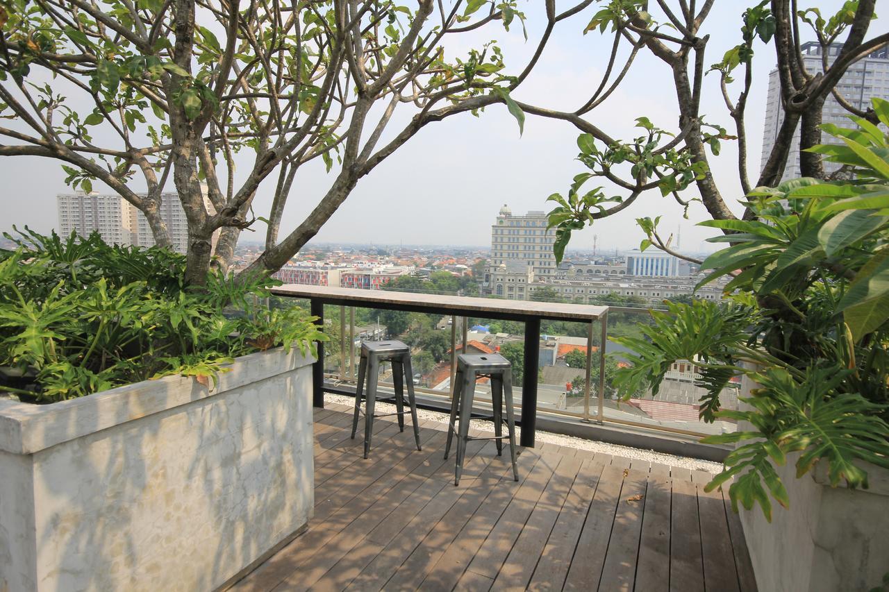 Harvia Suites Kebon Jeruk Jakarta Exterior foto